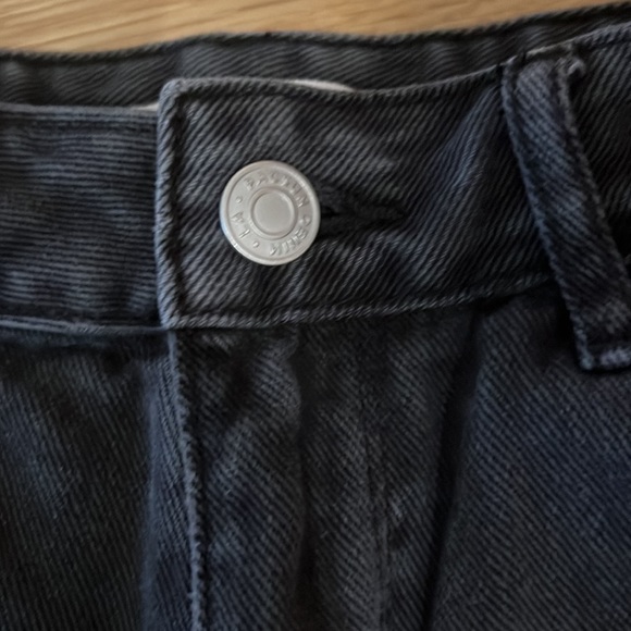 Pacsun dark grey jean shorts! - Picture 2 of 5
